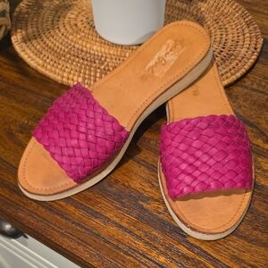 Chic Magenta Woven Slide Sandals